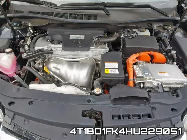 4T1BD1FK4HU229051 фото 8