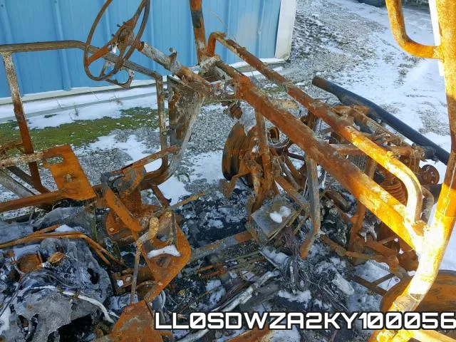 LL0SDWZA2KY100056 фото 6
