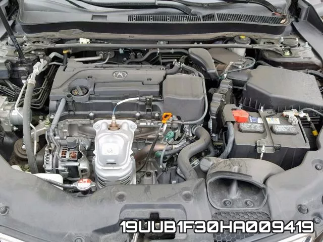 19UUB1F30HA009419 фото 8
