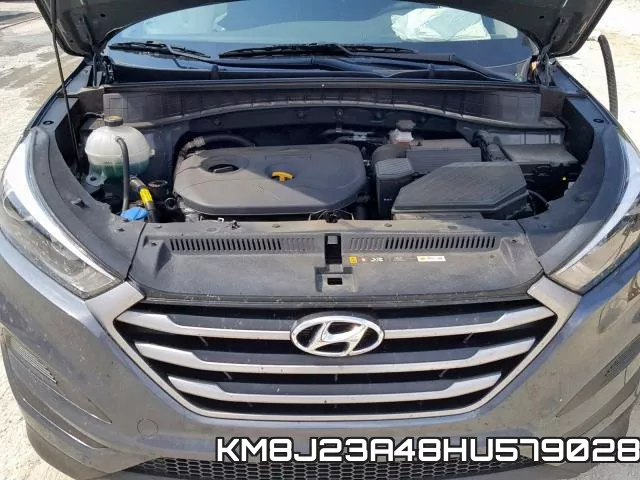 KM8J23A48HU579028 фото 8