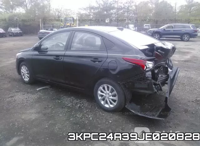 3KPC24A39JE020828 фото 4