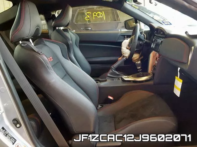 JF1ZCAC12J9602071 фото 6