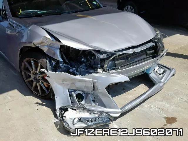 JF1ZCAC12J9602071 фото 10