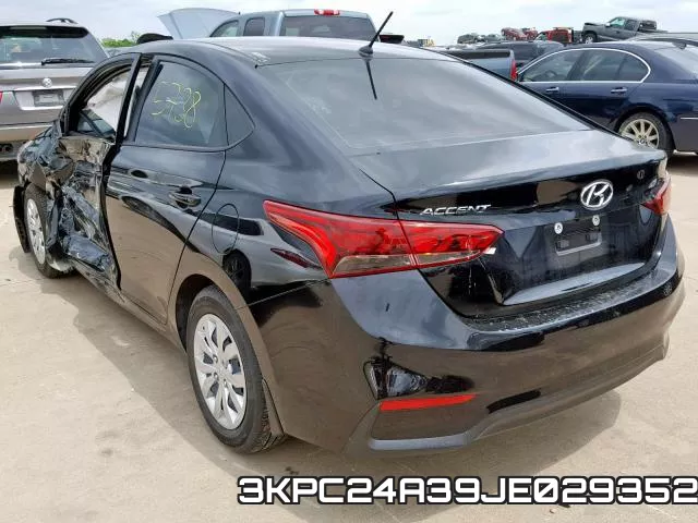 3KPC24A39JE029352 фото 4