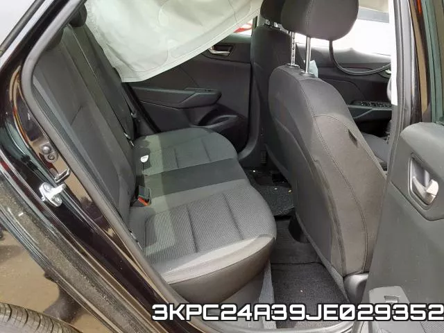 3KPC24A39JE029352 фото 7