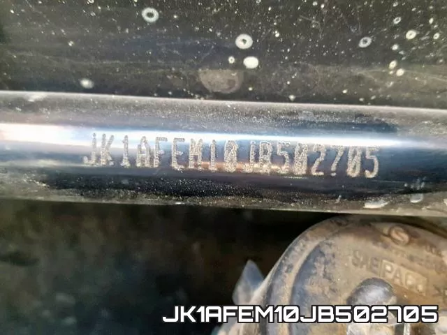 JK1AFEM10JB502705 фото 2
