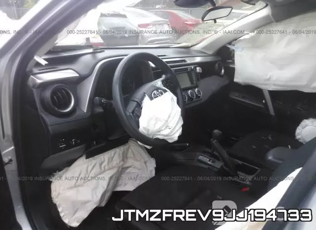 JTMZFREV9JJ194733 фото 6