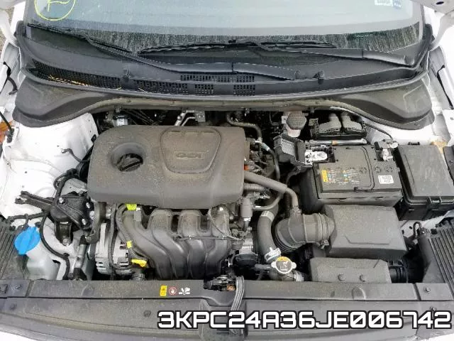 3KPC24A36JE006742 фото 8