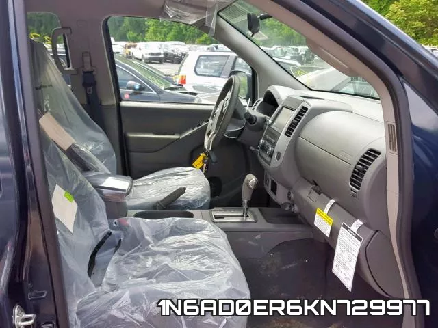 1N6AD0ER6KN729977 фото 6