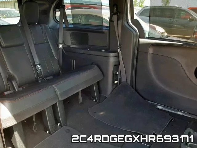 2C4RDGEGXHR693171 фото 7