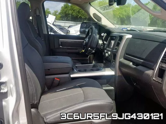 3C6UR5FL9JG430121 фото 6