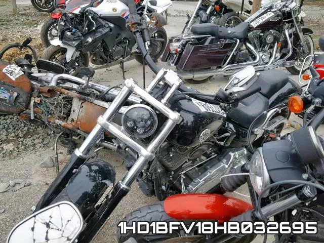 1HD1BFV18HB032695 фото 3