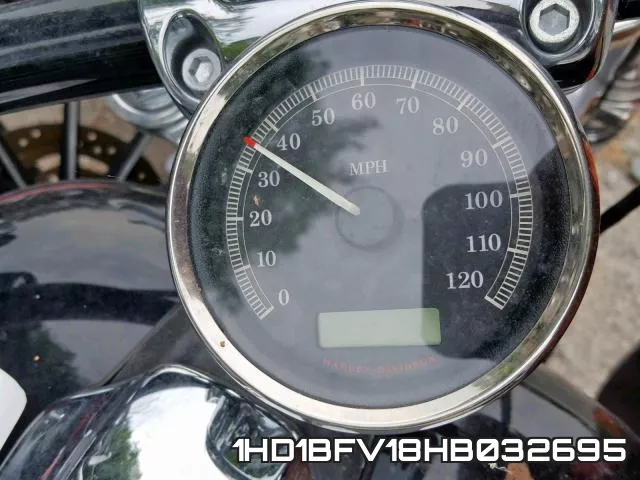1HD1BFV18HB032695 фото 9