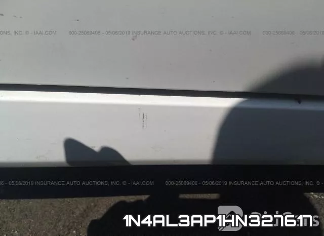 1N4AL3AP1HN327617 фото 7