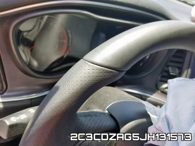 2C3CDZAG5JH131573 фото 9