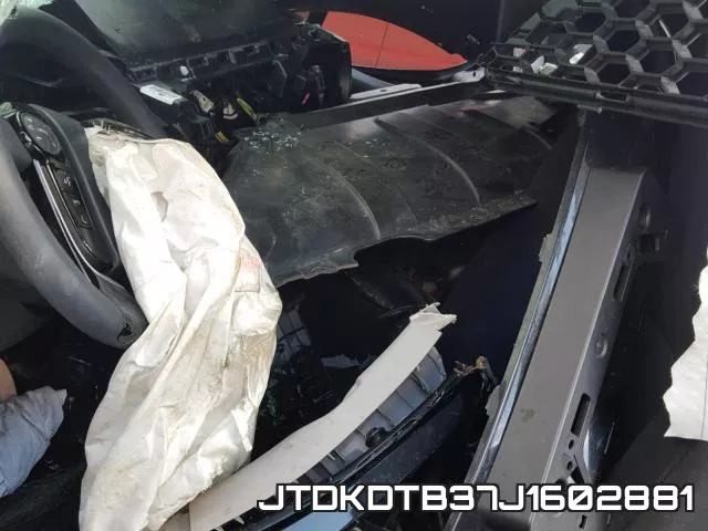 JTDKDTB37J1602881 фото 6