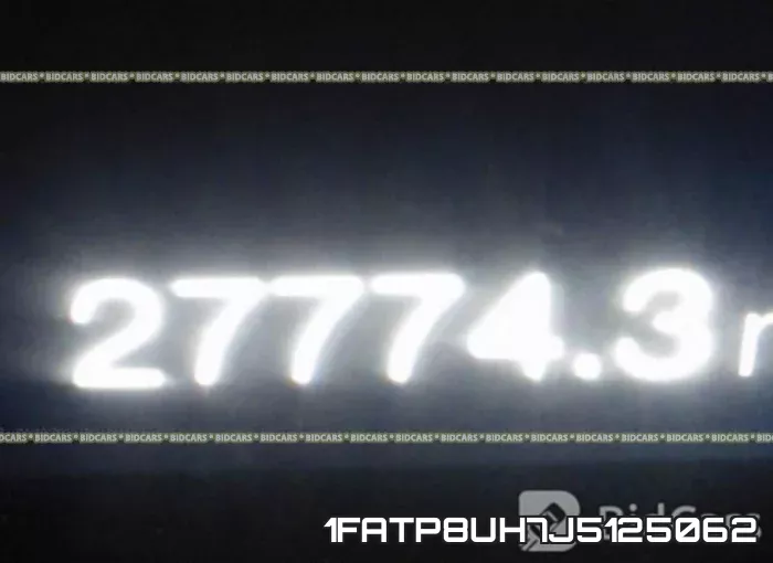 1FATP8UH7J5125062 фото 8