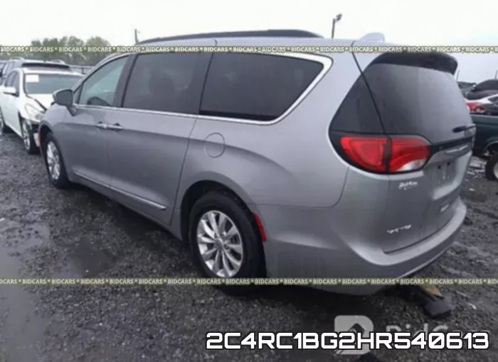 2C4RC1BG2HR540613 фото 4