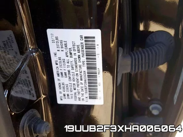 19UUB2F3XHA006064 фото 2
