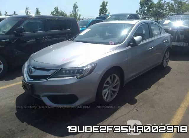 19UDE2F35HA002978 фото 3