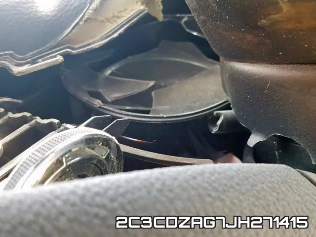 2C3CDZAG7JH271415 фото 9
