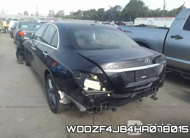 WDDZF4JB4HA078015 фото 4