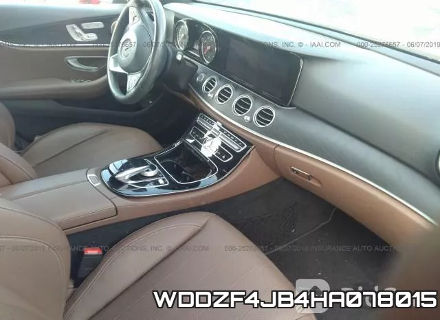 WDDZF4JB4HA078015 фото 6