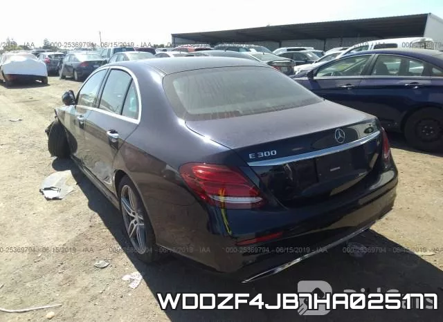 WDDZF4JB7HA025177 фото 4