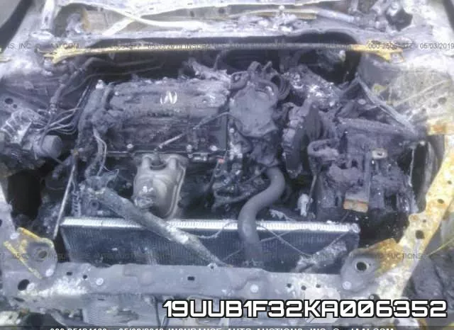 19UUB1F32KA006352 фото 2
