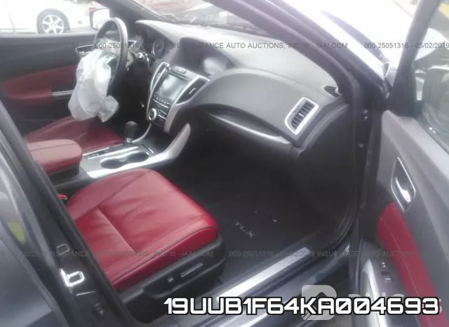 19UUB1F64KA004693 фото 6