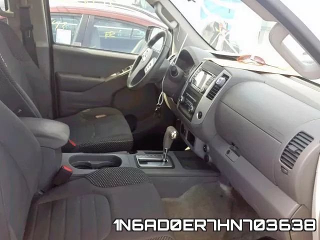 1N6AD0ER7HN703638 фото 6