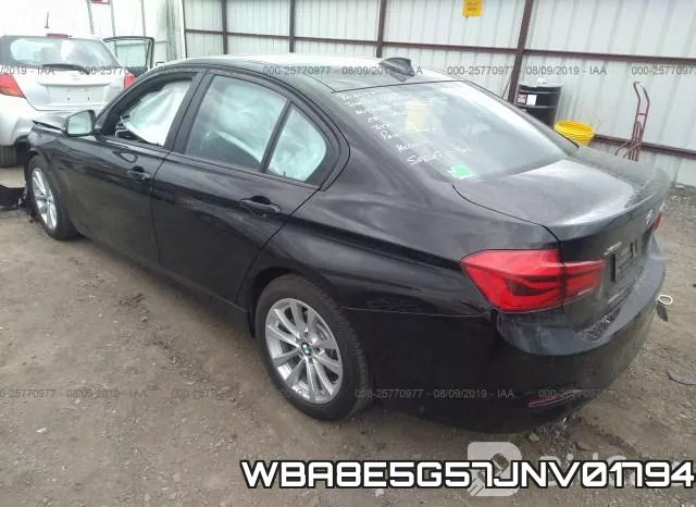 WBA8E5G57JNV01794 фото 4