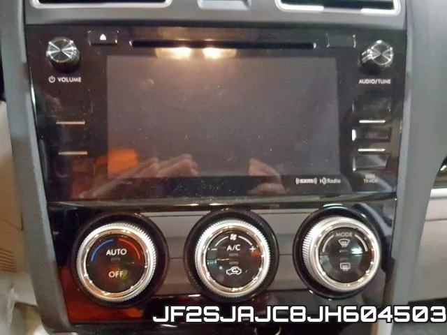 JF2SJAJC8JH604503 фото 10