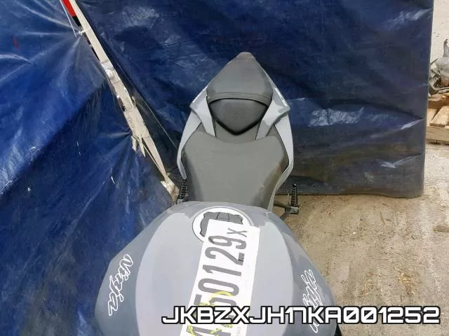 JKBZXJH17KA001252 фото 7