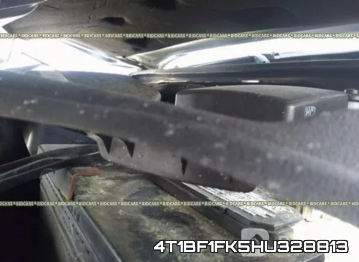 4T1BF1FK5HU328813 фото 2