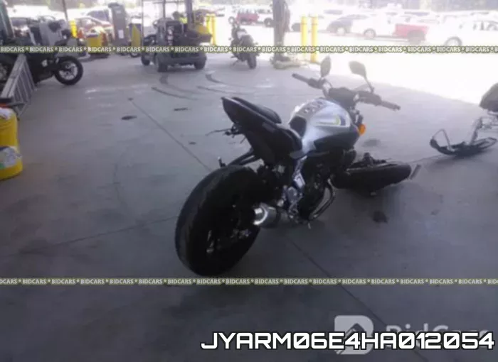JYARM06E4HA012054 фото 5
