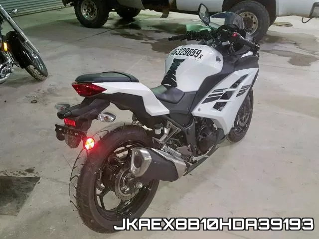 JKAEX8B10HDA39193 фото 5