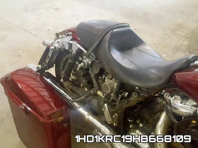 1HD1KRC19HB668109 фото 7