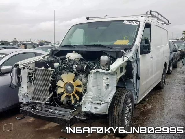 1N6AF0KY6JN802995 фото 3
