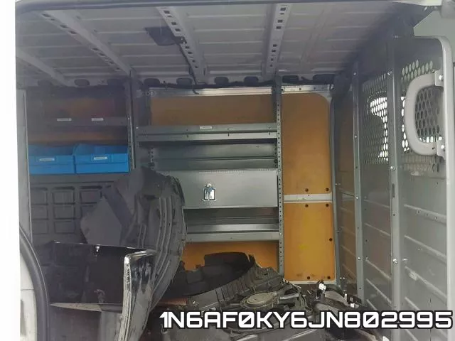 1N6AF0KY6JN802995 фото 7
