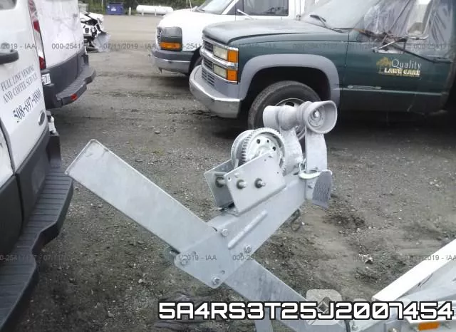 5A4RS3T25J2007454 фото 2