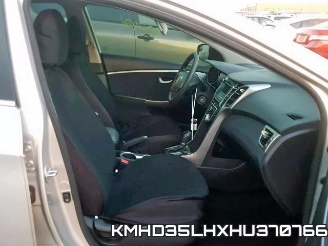 KMHD35LHXHU370766 фото 6