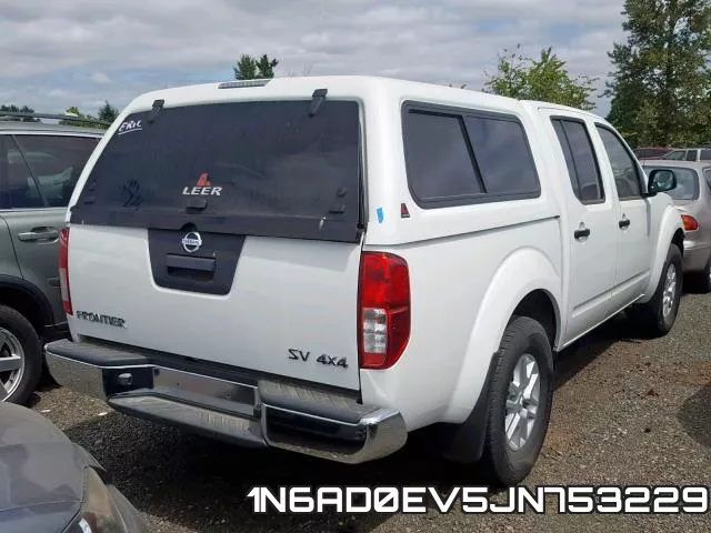 1N6AD0EV5JN753229 фото 5
