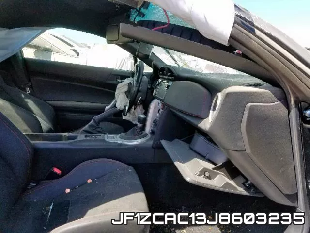 JF1ZCAC13J8603235 фото 6