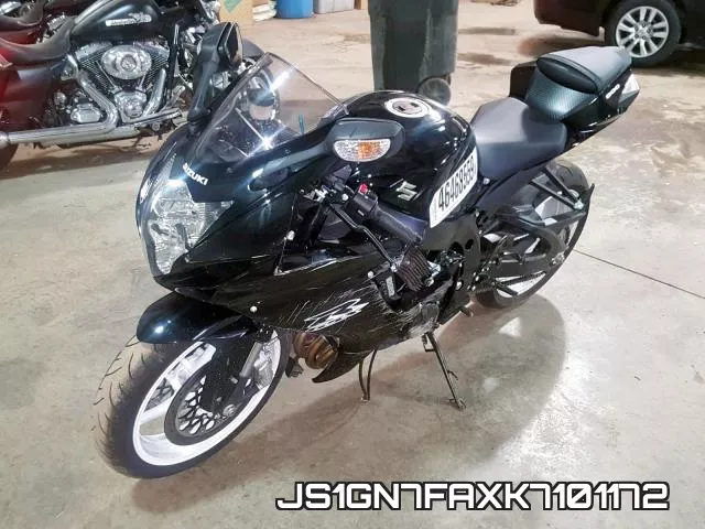 JS1GN7FAXK7101172 фото 3