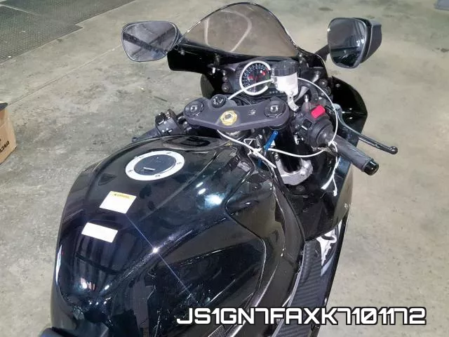 JS1GN7FAXK7101172 фото 6