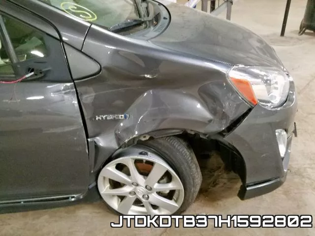 JTDKDTB37H1592802 фото 9