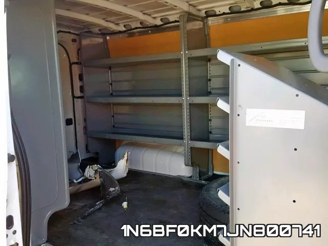1N6BF0KM7JN800741 фото 7