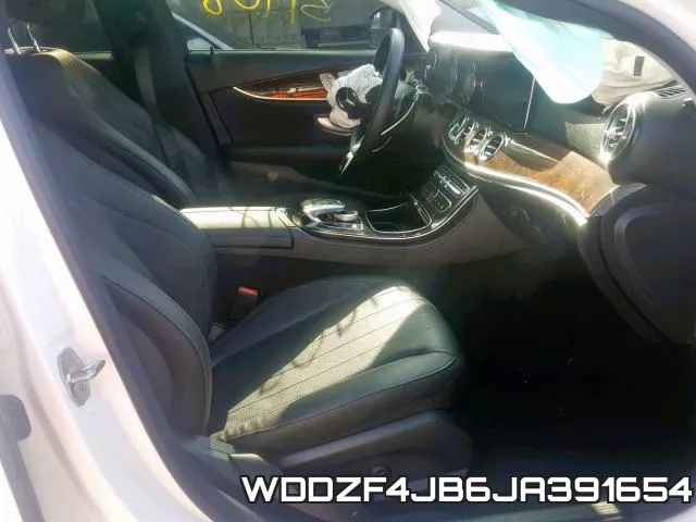 WDDZF4JB6JA391654 фото 6