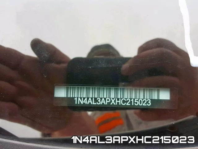 1N4AL3APXHC215023 фото 2